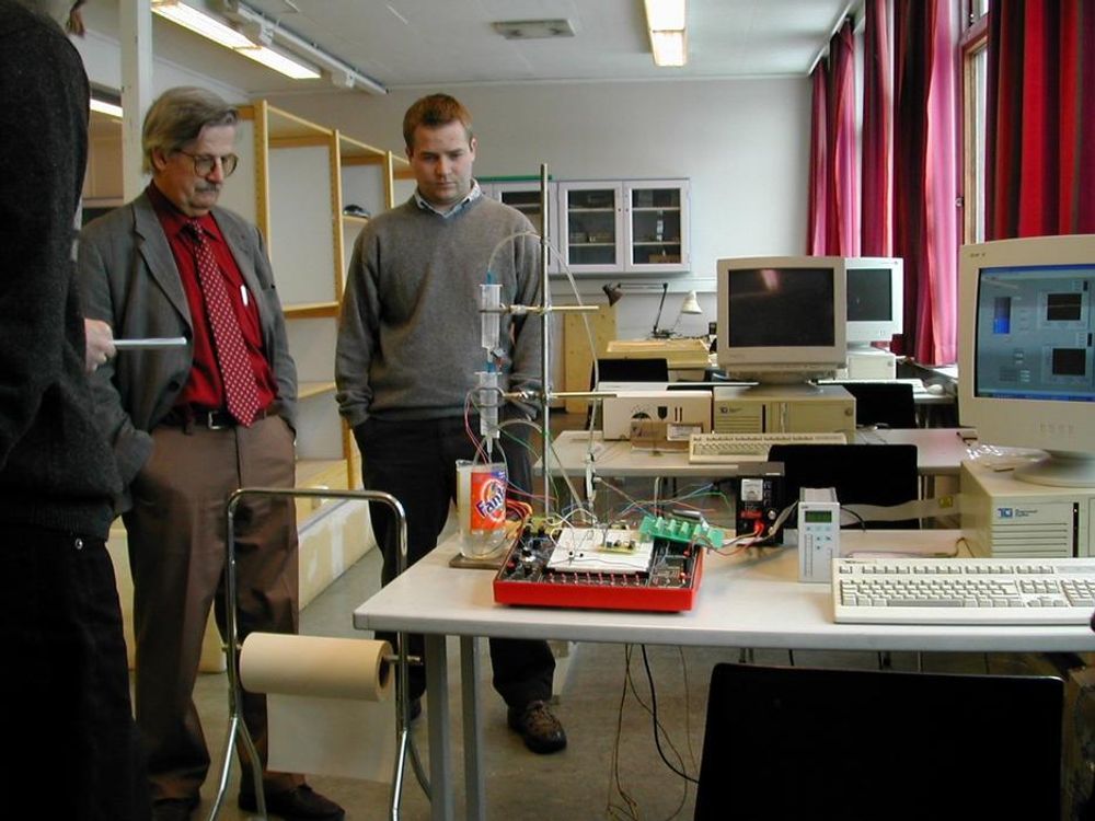 FORSØK. Utstyret fra ABB vil Høgskolen i Bergen bruke til undervisning og forskningsarbeid.