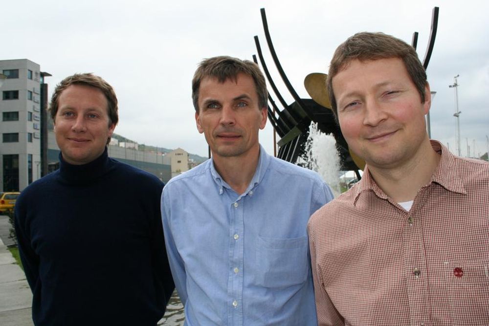 DESIGNER: Thorbjørn Hansen (fra v.), Geir Rise og Ivan Østvik vil hjelpe rederne til å gjøre riktige valg.