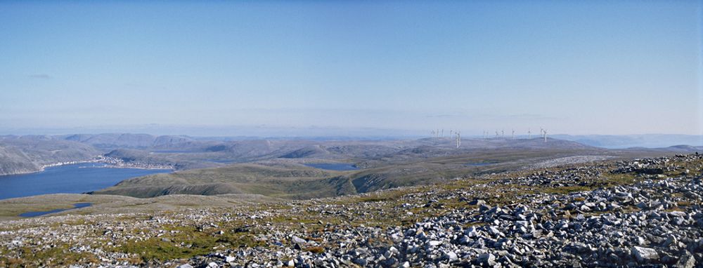 VINDPARK: Statkraft bygger vindpark i Kjøllefjord i Finnmark. Her er vindparken sett fra Vindhamran.