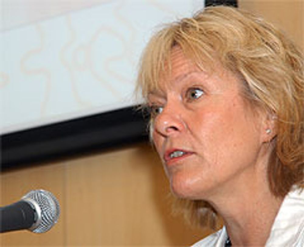 HYDROGENMINISTER: Statsråd Kristin Clemet understreket at Norge er forpliktet til å være med på å utvikle gode hydrogenteknologiske løsninger for framtida under en konferanse i Tokyo. Foto: Atle Abelsen