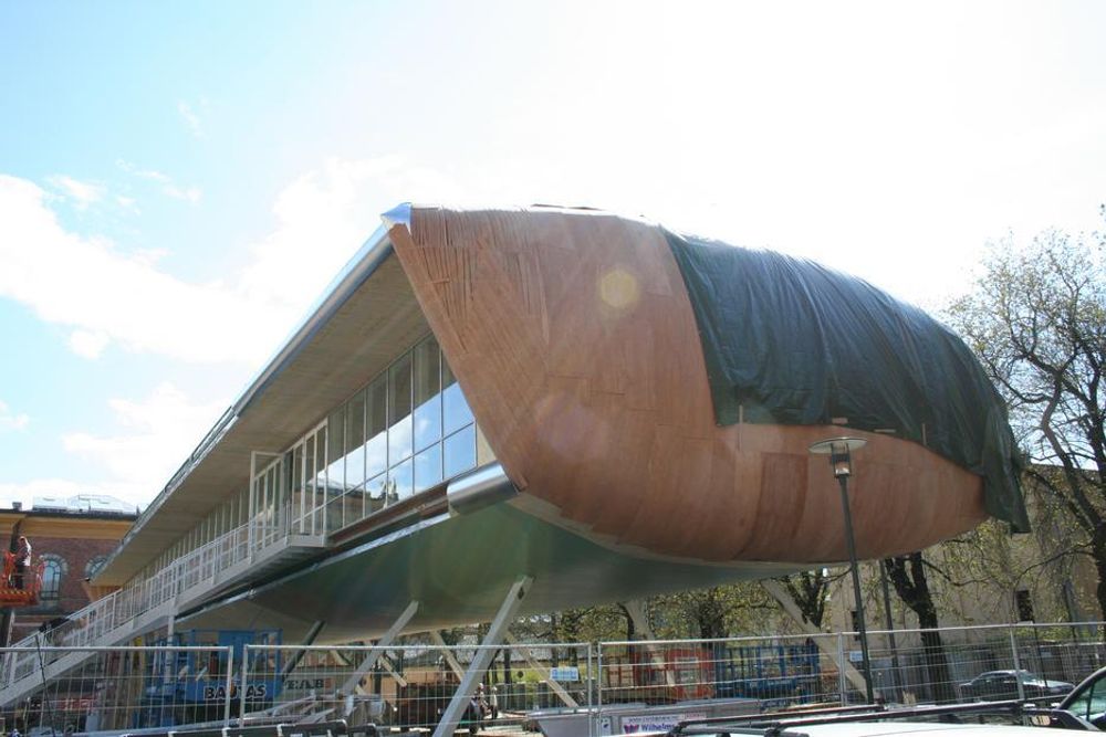 RIVES: I dette bygget ved Najonalmuseet i Oslo, er det brukt regnskogtømmer. Nå må dette fjernes.