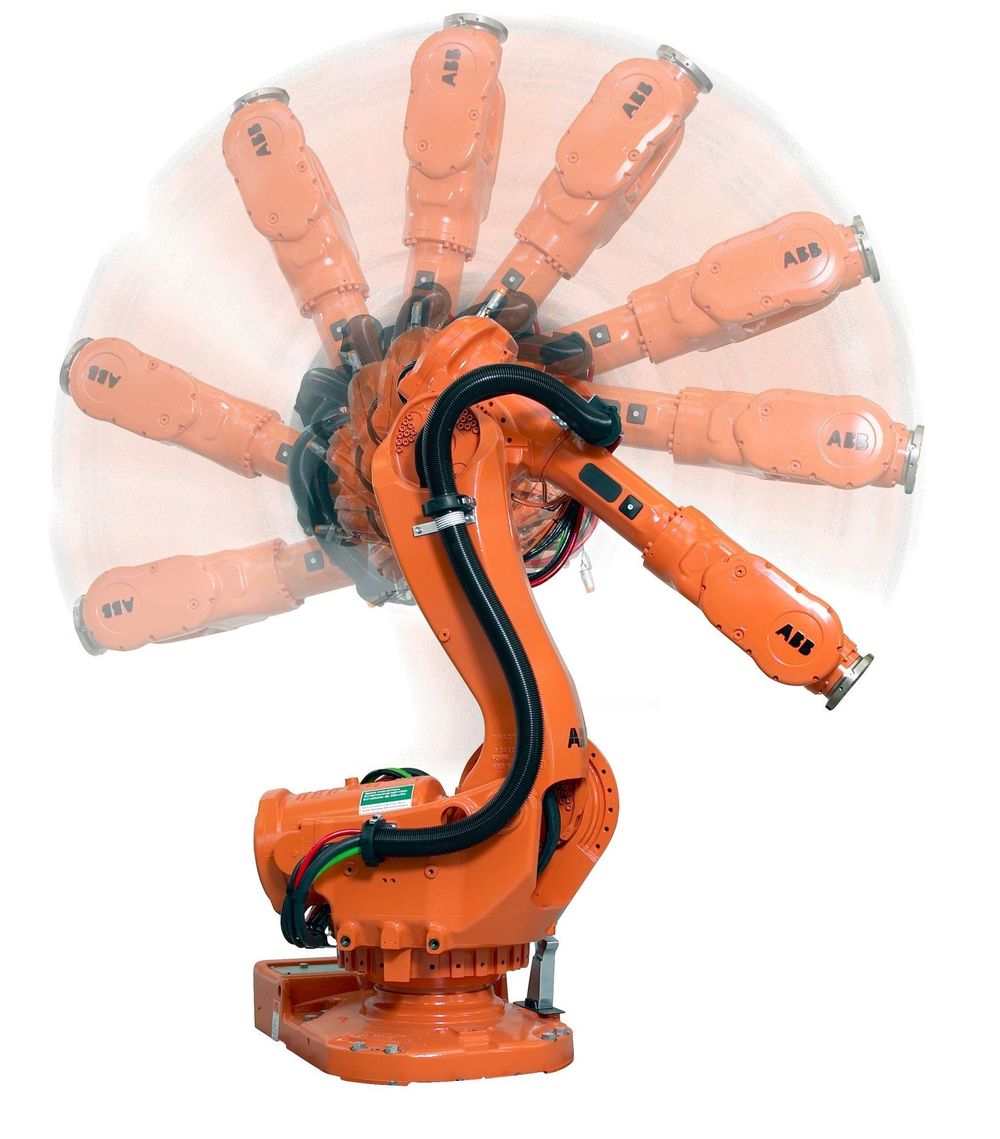 STOR NØYAKTIGHET: En slik robot kan håndtere verktøy eller arbeidsemner som veier inn til 800 kilo med en repeterbarhet på 0,15 mm.FOTO:ABB