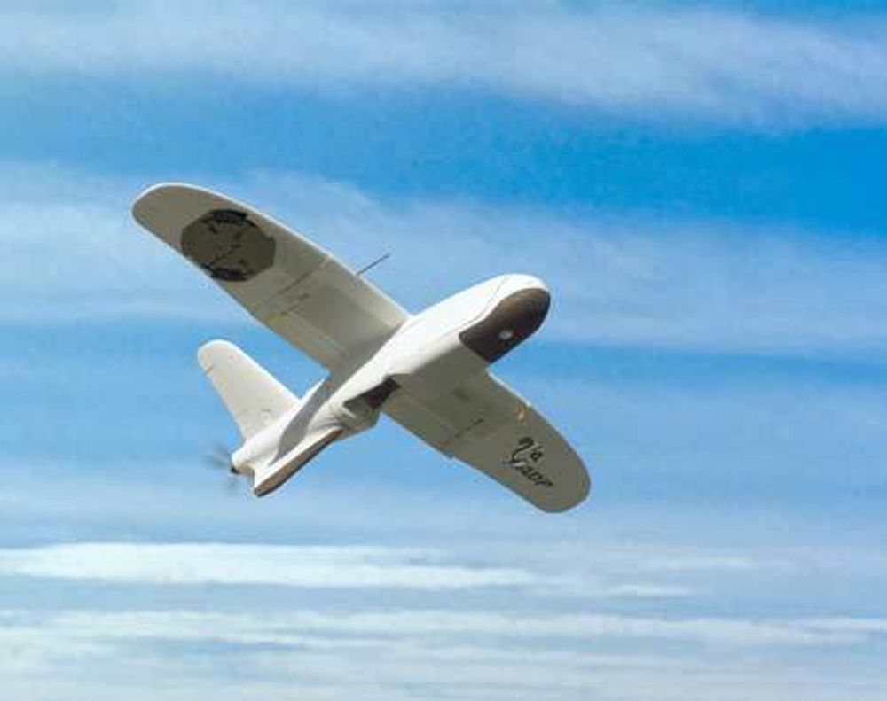 FØRERLØST: Nå kan førerløse fly dirigeres via radiomeldinger i klar tale. FOTO: NASA