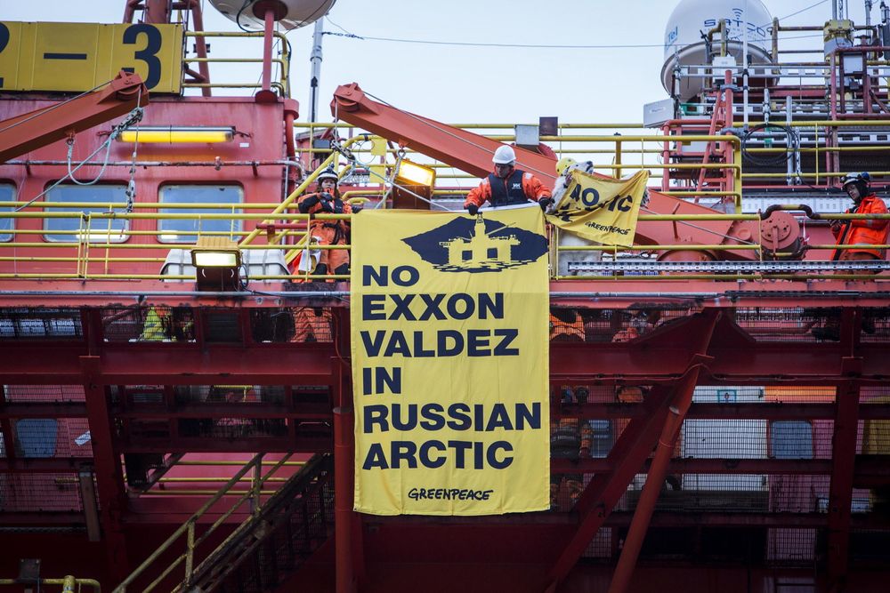 Greenpeace sier at de vil unngå et nytt Exxon Valdes - denne gangen i russisk Arktis. 
