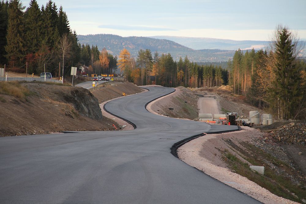 Med strengere krav til bygging og vedlikehold av vei kan vedlikeholdskostnadene til norske veier reduseres med opp til 17 milliarder over 20 år. 