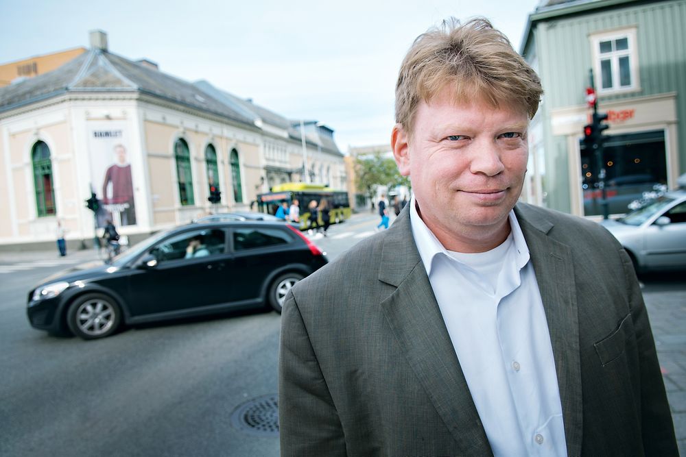 Elbil-ekspert: Professor Joachim Taiber­ vil bygge et testanlegg for elbilteknologi i Midt-Norge. Sintef er positive. 