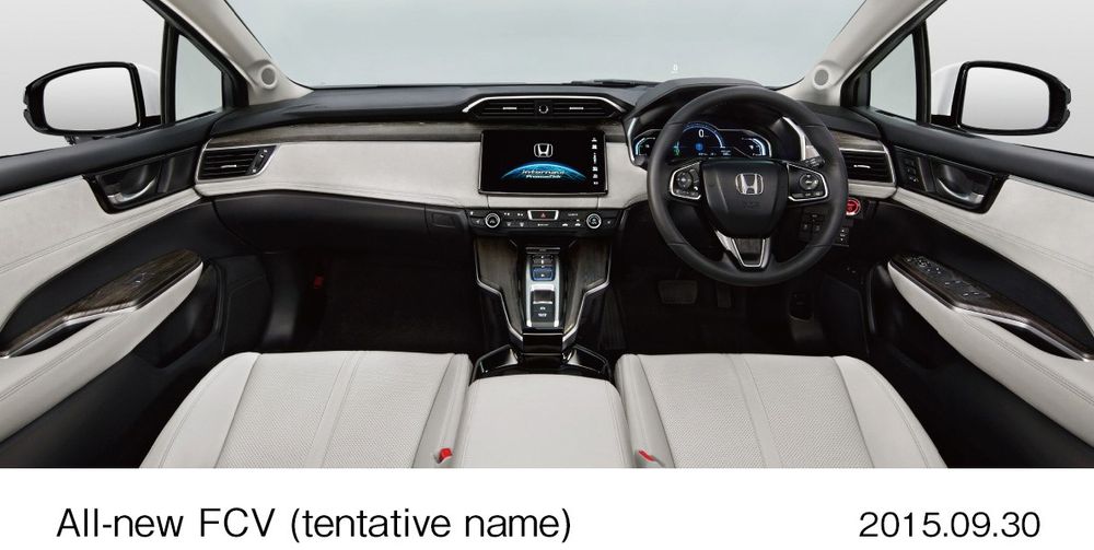  Interiøret på Hondas tredjegenerasjon brensecellebil.