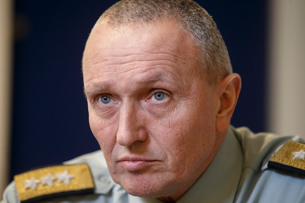 Generalløytnant Kjell Grandhagen, sjef for Etterretningstjenesten, får lite gehør for sine uttalelser om norske ekom-leverandører er tilretteleggere for terrorkommunikasjon.