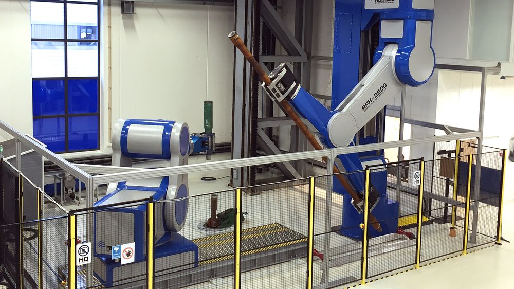 Robotene til Robotic Drilling Systems kan overta alle manuelle og fjernstyrte operasjoner på boredekket. Det kan være begynnelsen på ubemannet boredekk. 