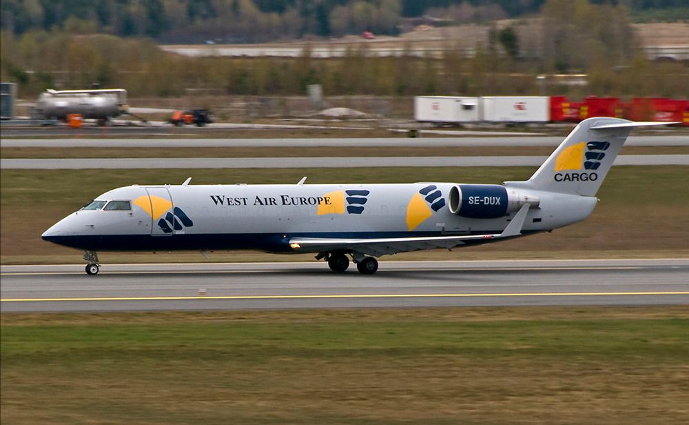 Det var dette flyet, SE-DUX , fra West Air som styrtet like ved norskegrensa natt til fredag.  
