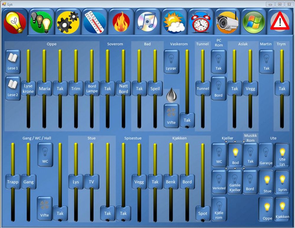 Full kontroll på touch-skjerm: En app gir familien Espeland detaljkontroll over alle husets funksjoner. Dette er bare en av fanene i appen, og viser husets belysning. Espeland legger til nye funksjoner jevnlig.