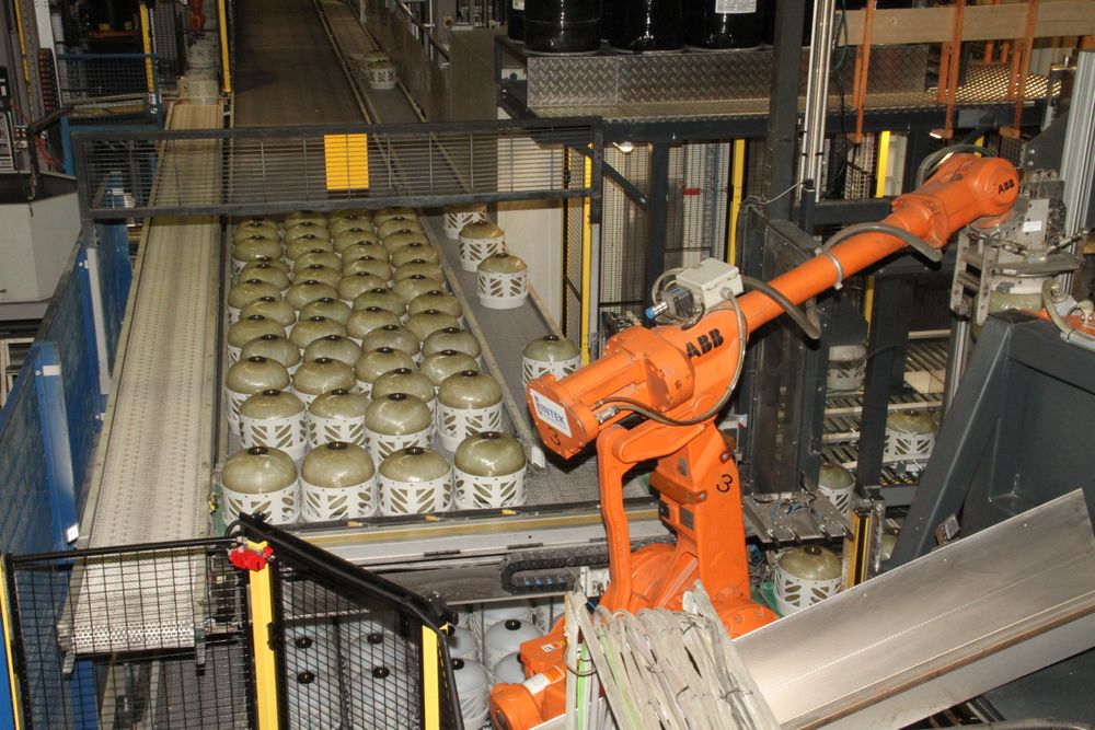 Produksjon av propantanker hos Hexagon Ragasco på Raufoss som ble kåret til årets smarteste industribedrift 2015.