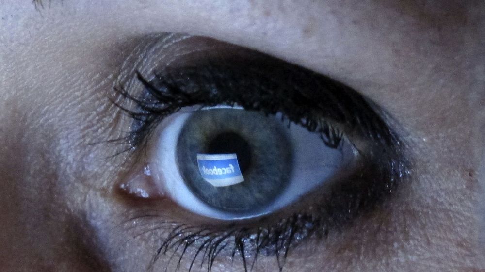 Bildene du fjerner fra Facebook blir ikke nødvendigvis borte. I framtiden lover verdens største sosiale nettjeneste at sletteprosessen maksimalt vil ta 45 dager.