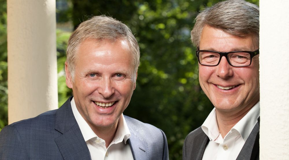 Per Høiby, adm. direktør i First House, er svært fornøyd med å hente Morten Andreas Meyer som ny partner til selskapet. Meyer til høyre i bildet.