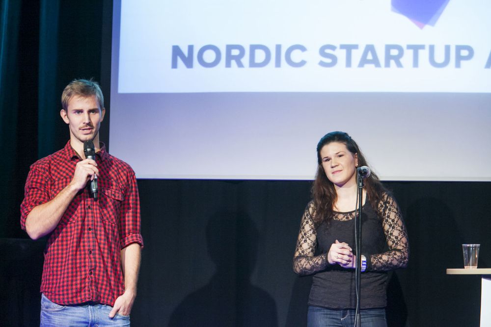 Leder av gründerkollektivet Mash, Anders Hordvei Mjåset, og Startup Norways Maja Adriaensen arrangerte den norske delen av Nordic Startup Award.