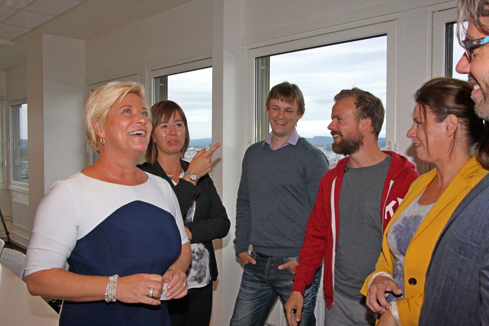  Finansminister Siv Jensen (t.v.) møtte IKT-Norge og deler av techgründermiljøet i Oslo: Heidi Austlid, Geir Sand Nilsen, Johan Brand, Anne Kristine R. Grude og Johan Kvarving Vik.