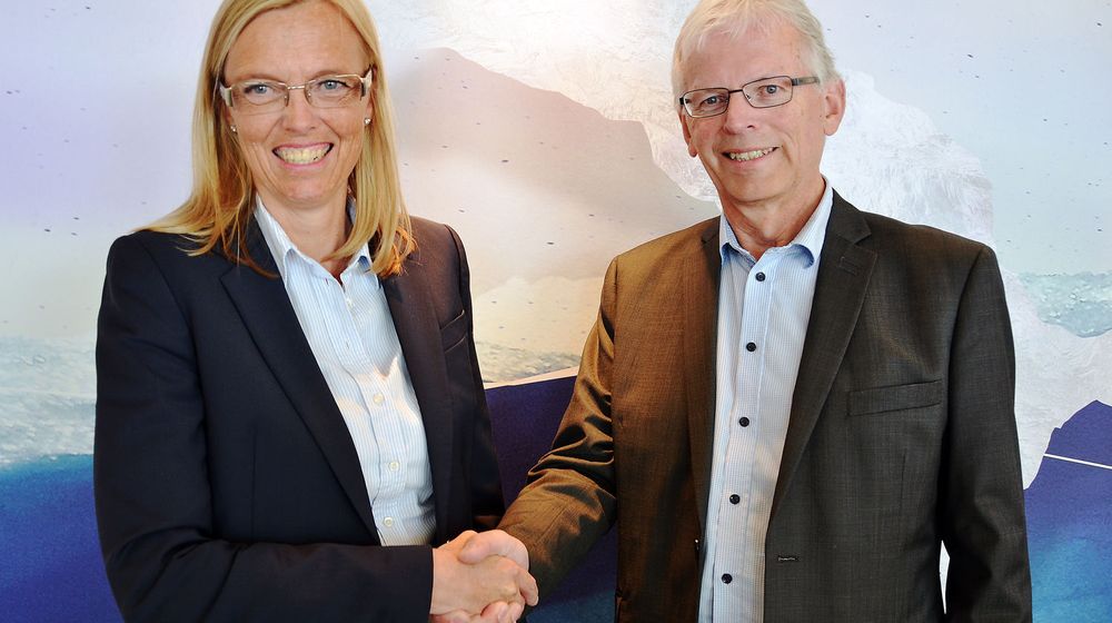Telenors leder bedriftsmarked Marina Lønning og Agrikjøp-direktør Gunnar Vandvik.