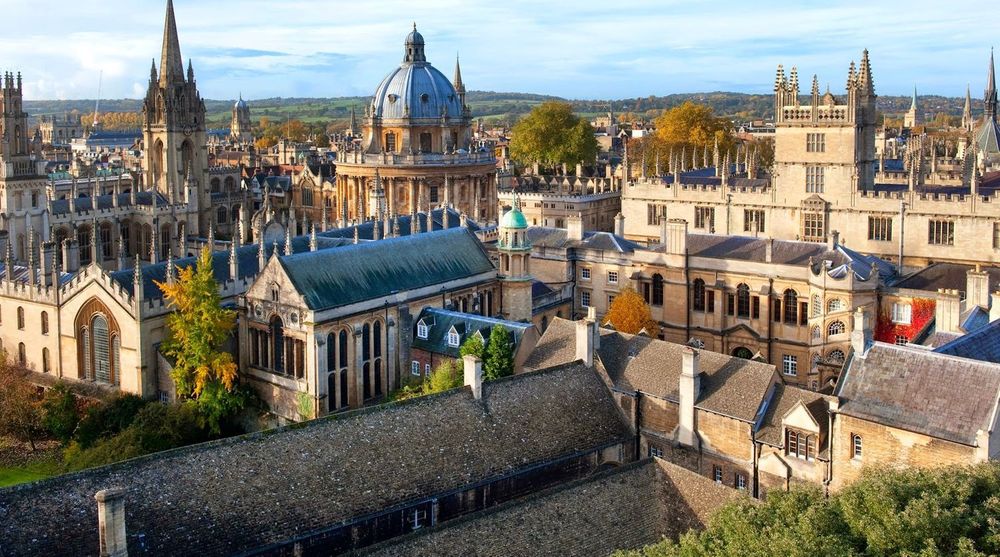 Det mer enn 900 år gamle Oxford University er blant verdens ledende forskningsinstitusjoner innen kunstig intelligens.
