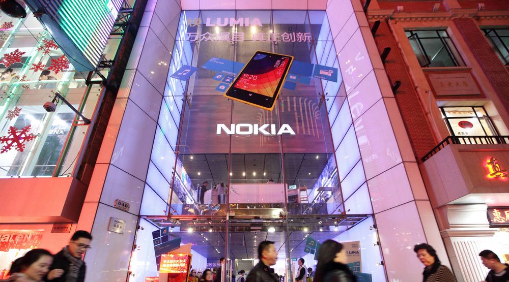 Nokia åpnet verdens største Nokia-butikk i handlegaten Østre Nanjing i Shanghai i 2007. Bildet er tatt en måned før butikken stengte dørene 31. mars.  
