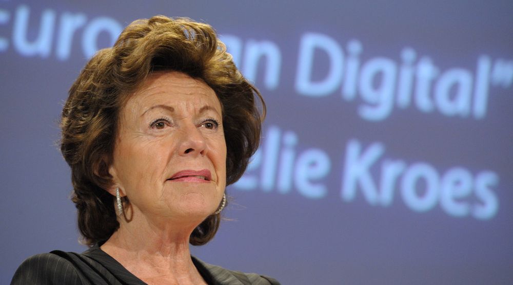 Neelie Kroes kjemper videre for et felles-europeisk telekom-marked, hvor landegrensene ikke utgjør noen større hindring. Den nødvendige lovgivningen kan være innført allerede om et drøyt år.