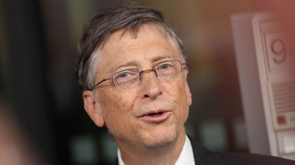 Bill Gates mener at Apples iPad mangler vesentlig funksjonalitet, som mange av brukerne dypt savner.