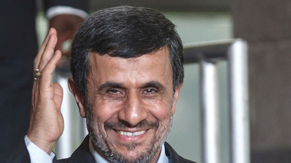 Iranere og Irans president Mahmoud Ahmadinejad (bildet) får nå tilgang til siste skrik innen pc-er, mobil, programvare etc., etter at USA løsner på sanksjonene.