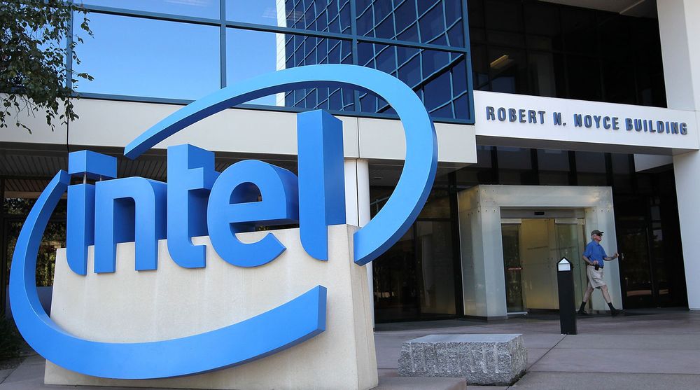 Intel har troen på økte inntekter i 2015.