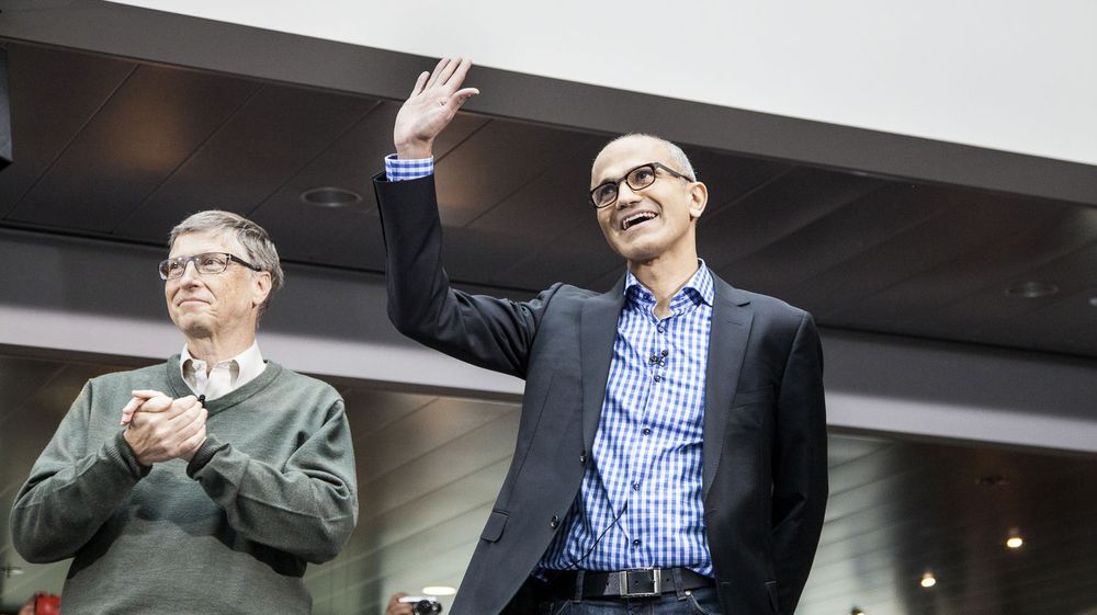 Hvem er sjefen her? Microsofts nye toppsjef, Satya Nadella, får Bill Gates som teknologirådgiver. Det bekymrer investorer. 