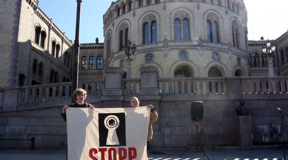 Det var betydelige protester mot Datalagringsdirektivet da  det gjennom i Stortinget i 2011. Nå kan EU-direktivet stoppes av EU selv. 