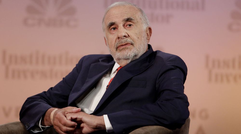 Investor Carl Icahn har en middagsavtale med Apple-sjef Tim Cook i september.