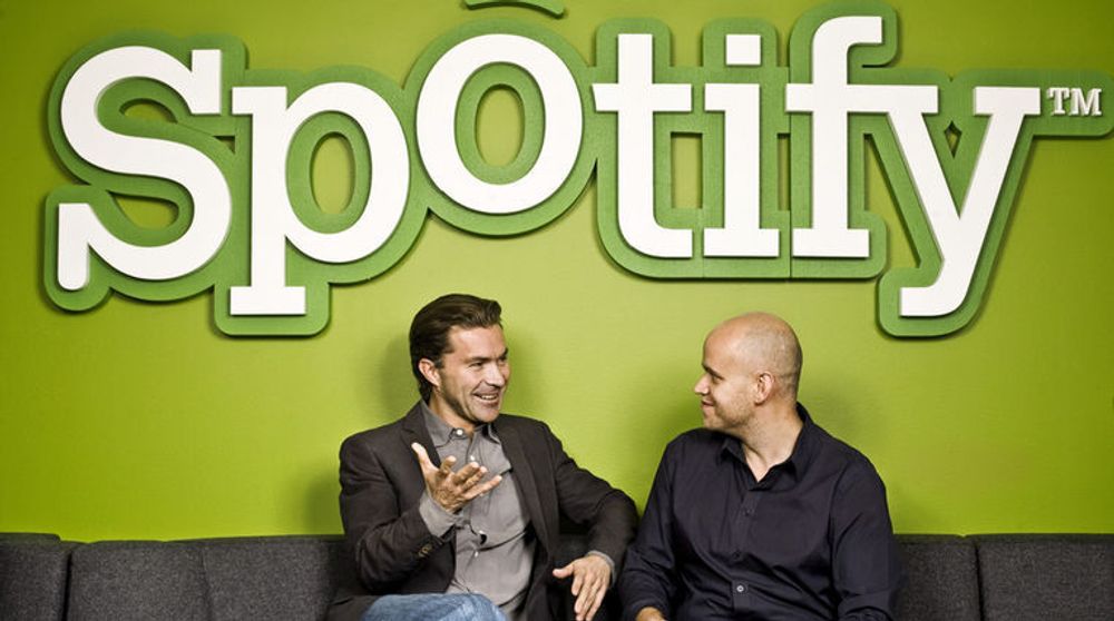 Spotify, med de svenske gründerne Daniel Ek og Martin Lorentzon i spissen, har fått 1 millioner nye kunder siden desember. Men er veksten sterk nok for selskapet?