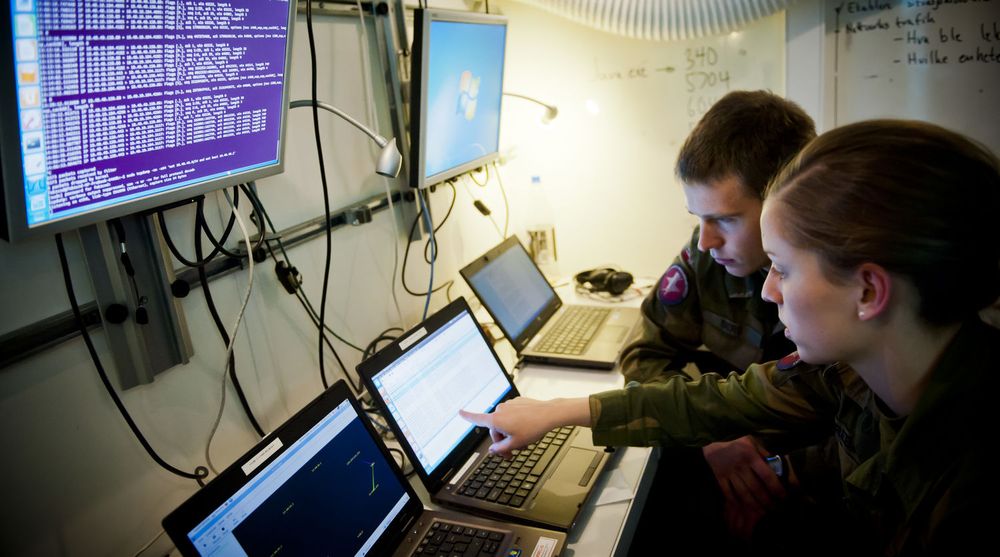 Cyberforsvaret må trolig lide under at Forsvaret må bruke mye penger på kampfly de nærmeste årene.