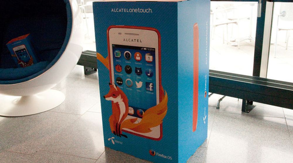 Telenor starter nå salget av denne mobiltelefonen med Firefox OS i landene Ungarn, Serbia og Montenegro. Senere står Asia for tur.