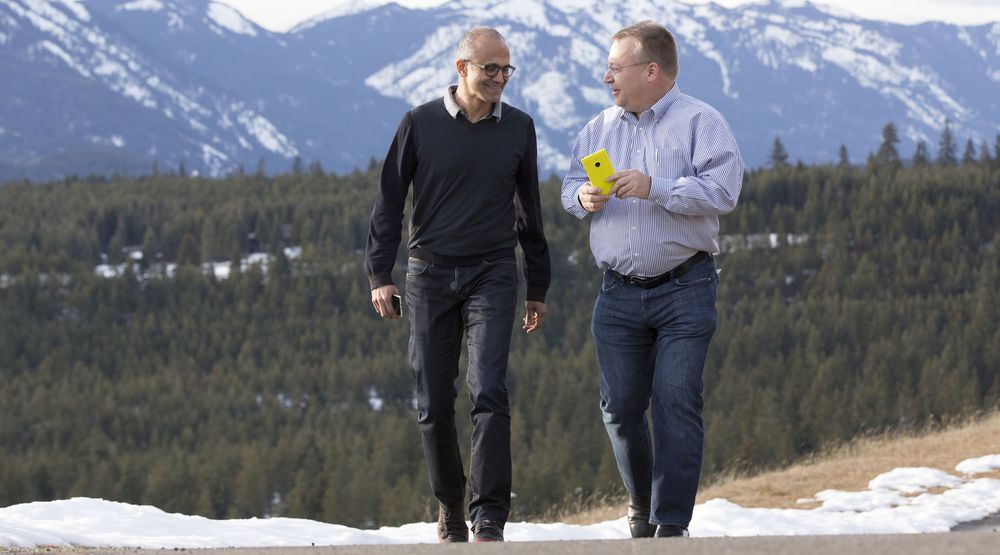 Kanskje det var framtiden til Surface Mini som Satya Nadella og Stephen Elop egentlig diskuterte da dette bildet ble tatt tidligere i vår.