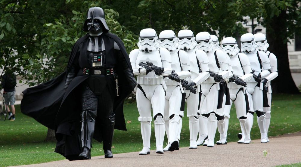 Vupen-sjef Chaouki Bekrar ble kalt «Darth Vader of Cybersecurity» av en journalist. Han betrakter dette som en æresbevisning, og bruker Star Wars-skurken som emblem på sin Twitter-side. Bildet viser Darth Vader og Stormtroopers i aksjon i London 12. september 2011.