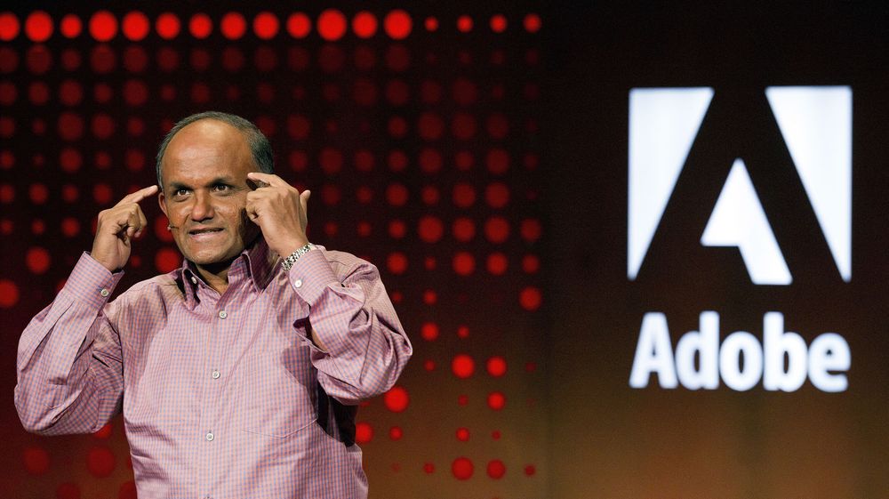 Adobe-toppsjef Shantanu Narayen er meget godt fornøyd med at deres nettskytjeneste har fått mer enn 1 million kunder.