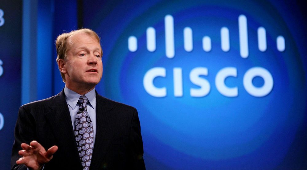 John Chambers har omsider bestemt seg for å gå av som toppsjef i Cisco.