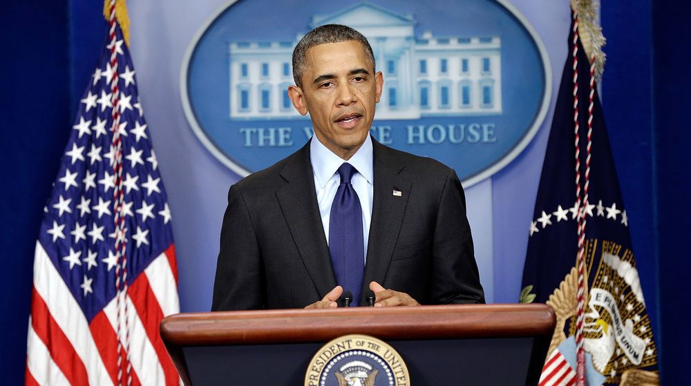 USAs president Barack Obama vurderer kraftigere lut i den økende kyberkonflikten med Kina, ifølge talsmenn for Det hvite hus.