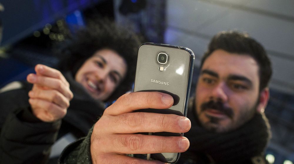 Samsungs suksess med Galaxy-telefonene (bildet er fra lanseringen av Galaxy S4 tidligere i år) har vært med å sende app-nedlastingene gjennom Google Play til himmels. Nå går Google snart forbi Android i antall nedlastede apper. 