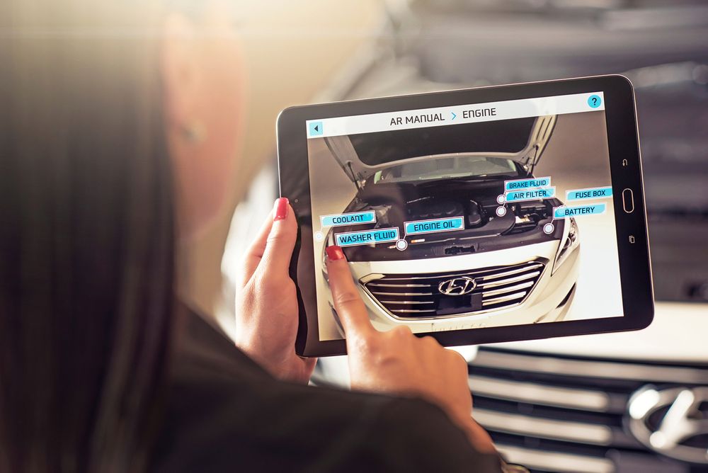 Hyundai Virtual Guide skal kunne gjøre det enklere å finne fram til de viktigste servicepunktene i motorrommet, samt fortelle brukeren hvordan vedlikeholdet bør utføres.