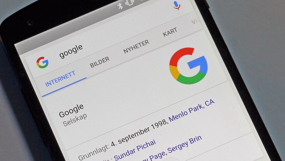 Antallet Google-søk som gjøres med smartmobiler er nå flere enn antallet som gjøres fra pc-er.