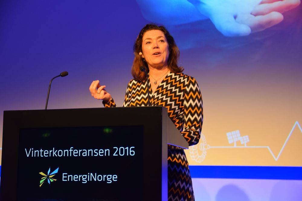 På Energi Norges vinterkonferanse i København oppfordret NHO-leder Kristin Skogen Lund kraftbransjens ledere til å være modige, innta et fremtidsperspektiv, og høre på folk de er uenige med.