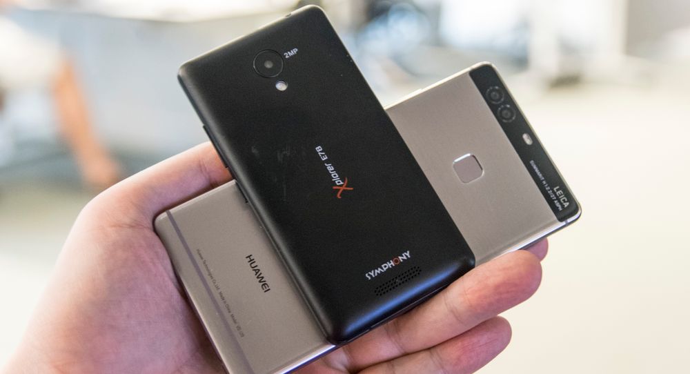 Symphony Xplorer E78 koster 370 kroner, mens telefonen bak, Huawei P9 Plus, koster over 6000 kroner. Det er mange forskjeller på disse to, men den mest avgjørende handler om batteritid.