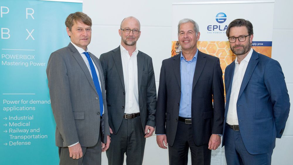 Fra venstre til høyre: Andreas Mielke, Eplax, Martin Sjöstrand, Powerbox, Wolfgang Pape fra Eplax og Henrik Flygar fra Powerbox.