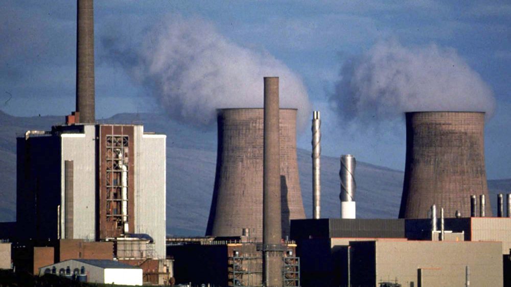Norske strålevernsmyndigheter er bedt om å undersøke påstandene om blant annet mangelfull bemanning ved det gamle kjernekraftverket Sellafield