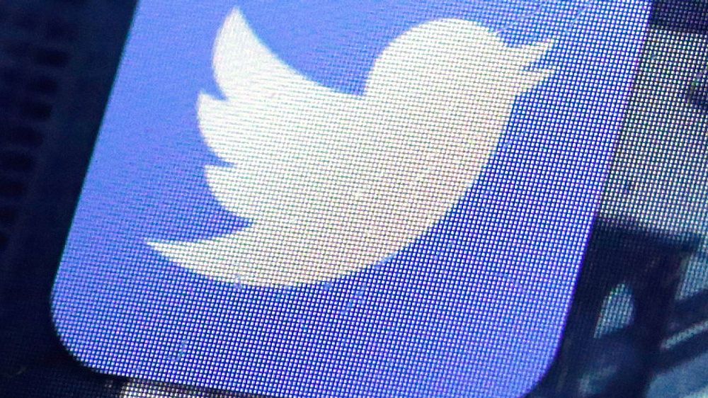 Twitter kan være i ferd med å bli kjøpt opp, melder en rekke amerikanske medier.