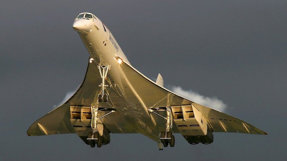 Et elektrisk fly med «Concorde»-design og vinger til batteri er forslaget til batteridesigner Luke Workman.