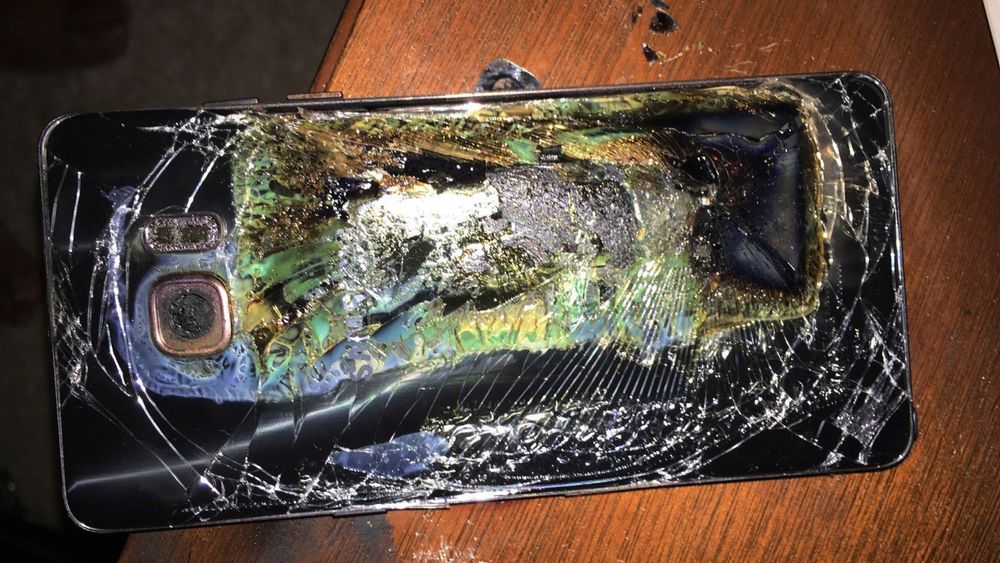 Flere har opplevd at Samsungs Galaxy Note 7 har tatt fyr og i noen tilfeller «eksplodert».