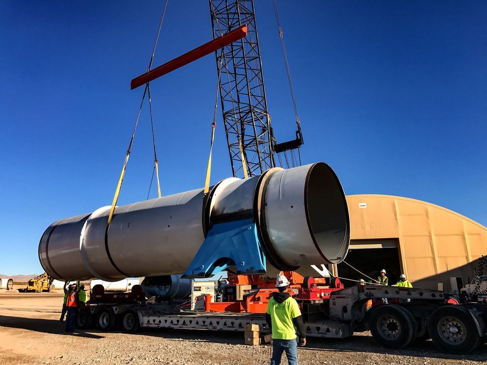 Tidligere i år samlet Hyperloop One inn 50 millioner dollar for å ferdigstille fullskala prototypen. Totalt har de da samlet inn 160 millioner dollar til arbeidet med prototypen. Det har selskapets medgründer Shervan Pishevar tidligere uttalt til Wall Street Journal.