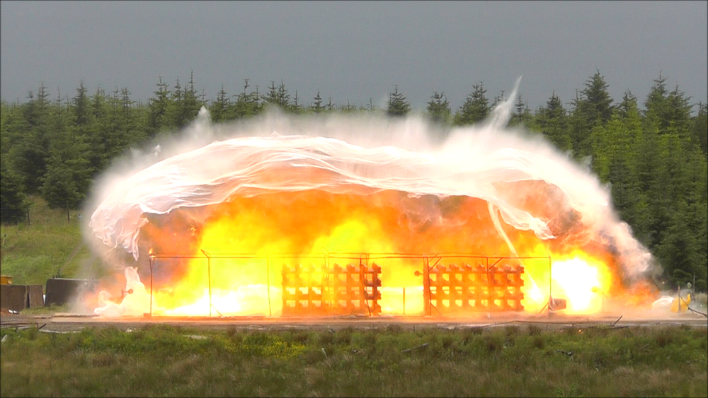 DNV GL har et stort testanlegg for eksplosjoner i Spadeadam i England.